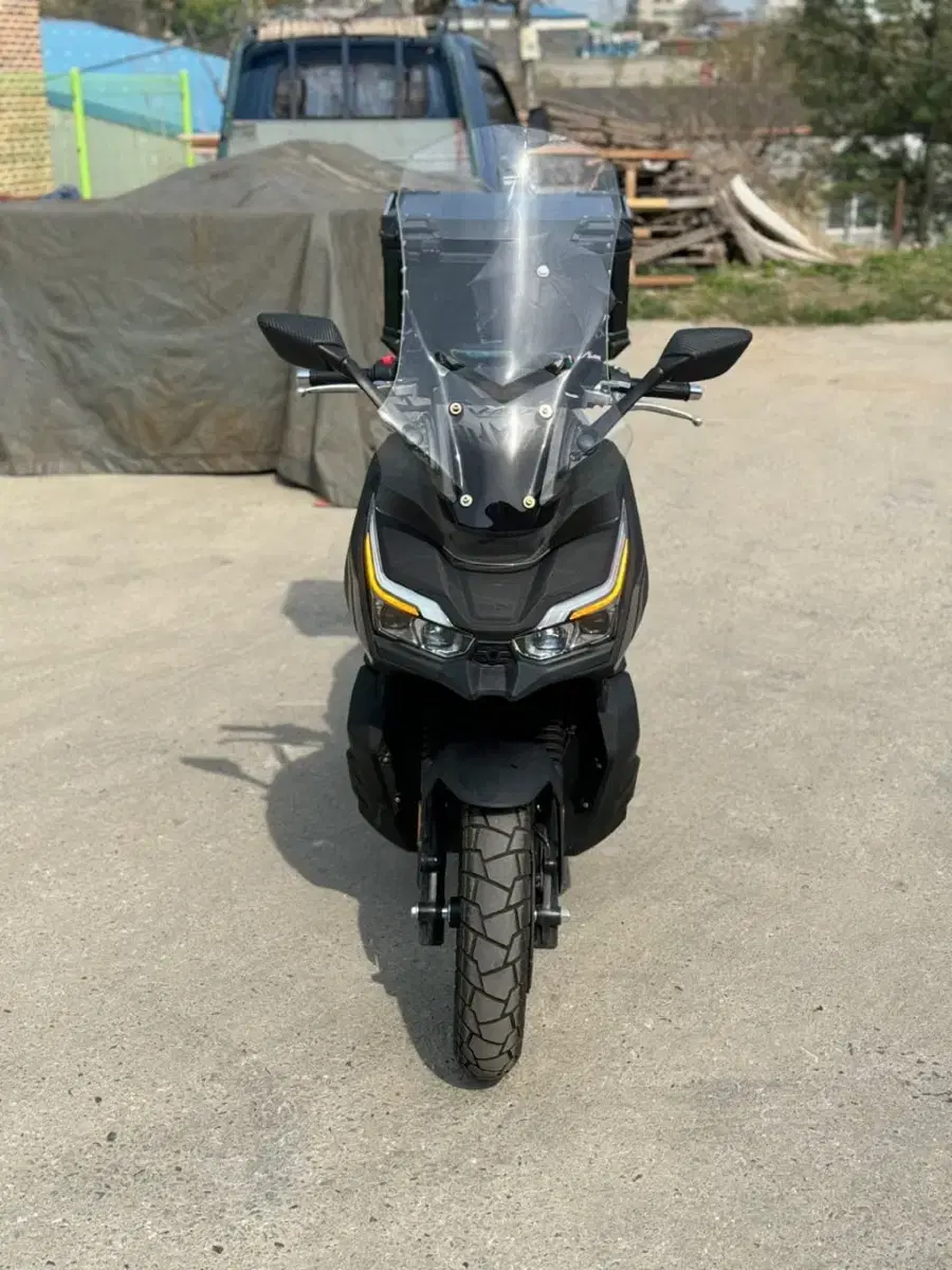 한솜모터스 adv125 24년식 1594km 신차급