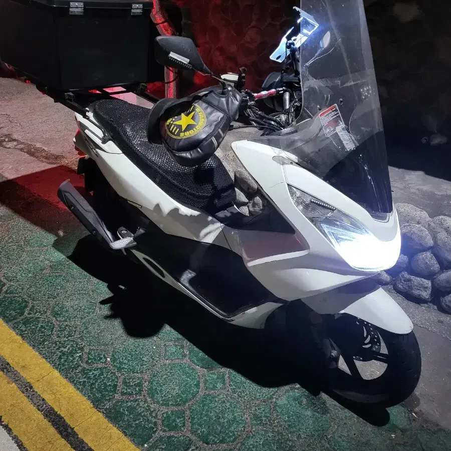 PCX 125