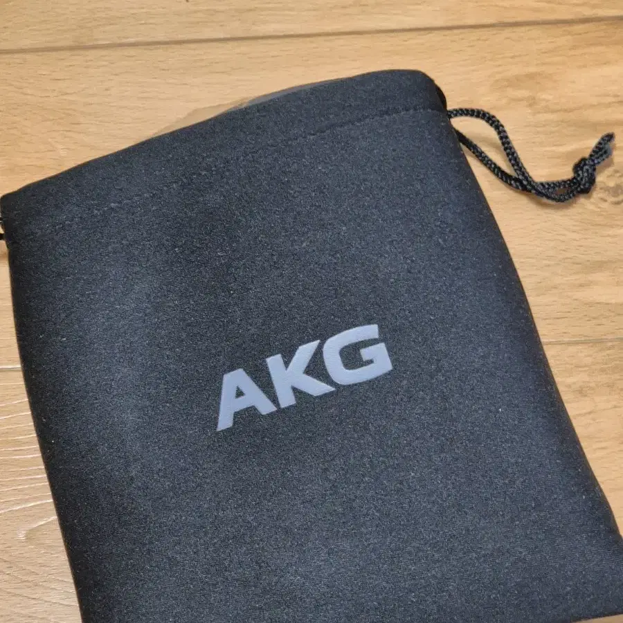 AKG 블루투스 헤드폰 y50