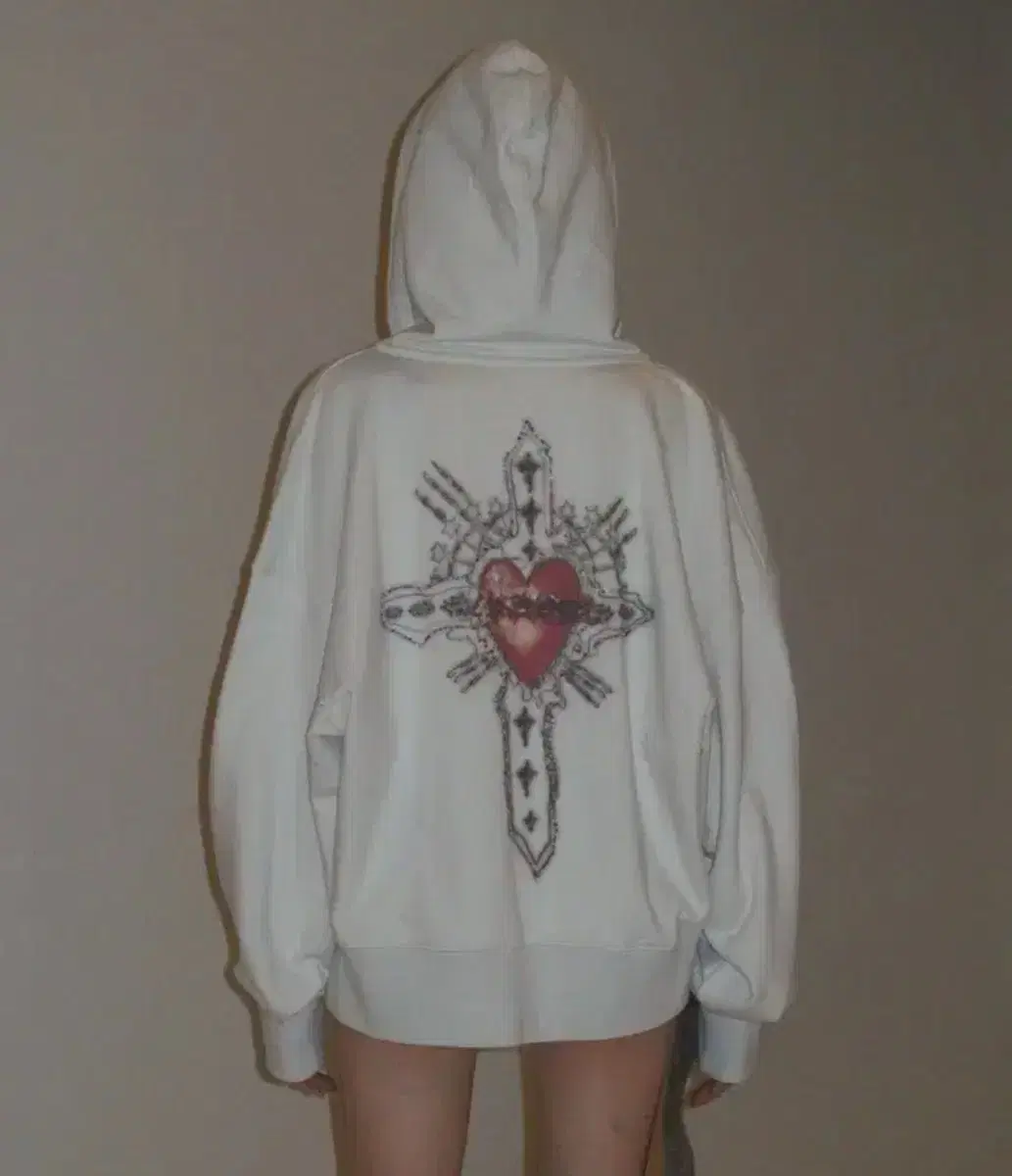 스컬프터 후드집업 (Beaded Saint Hoodie Zip-U)