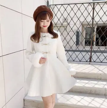evelyn 비트 A 라인 코트