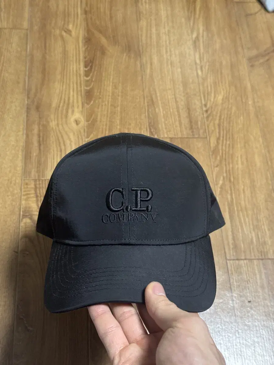 CP Company Hat L