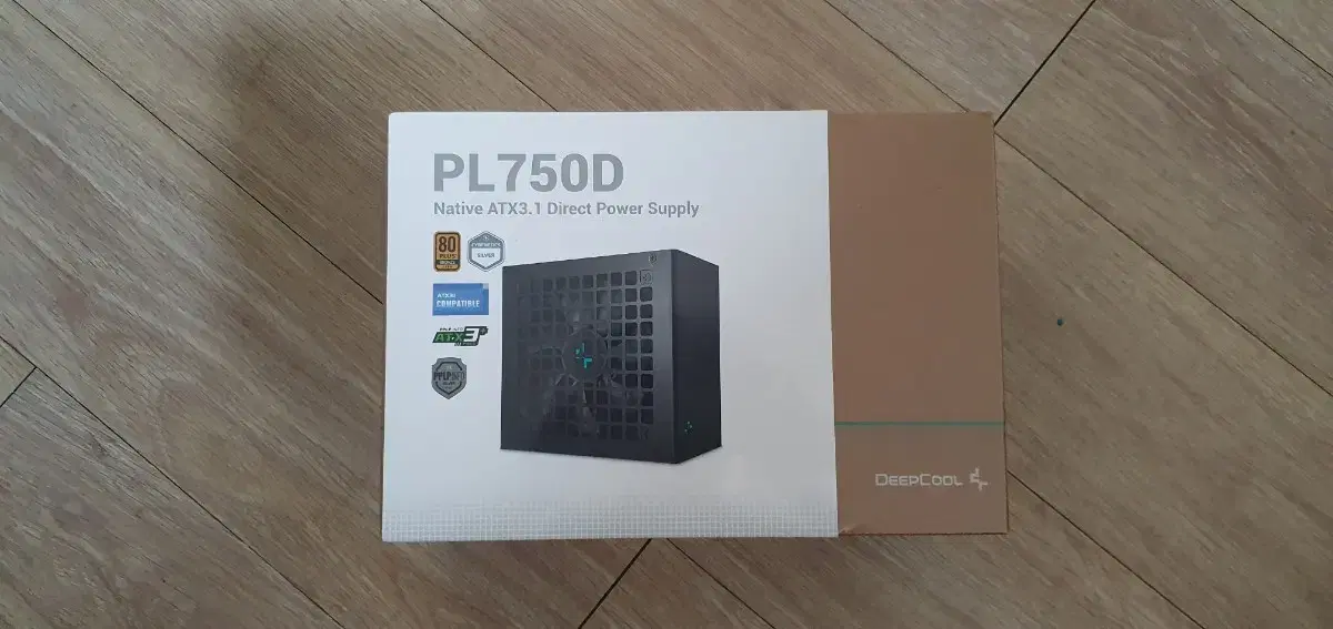 DeepCool 80 plus Bronze 등급 750W 파워 미개봉