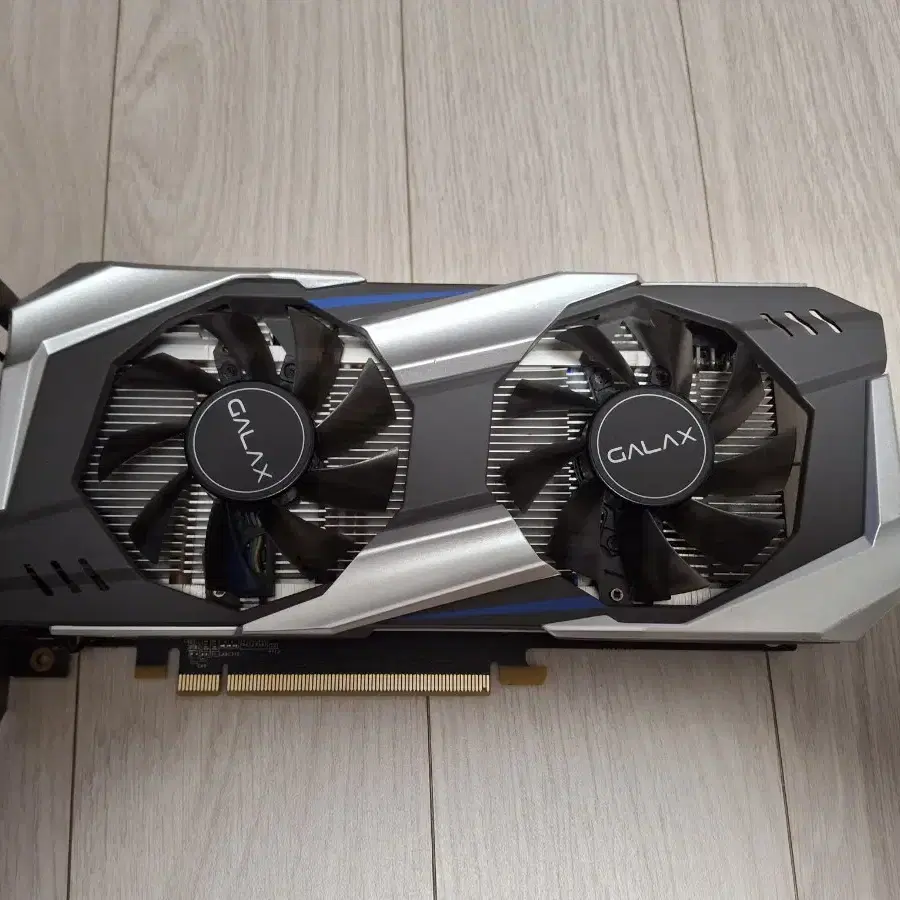 갤럭시 GTX1060 6GB 팝니다