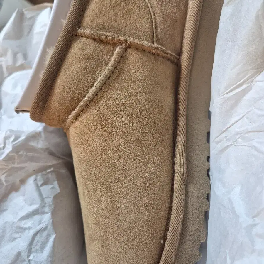 (W) UGG Classic Ultra Mini Boots Chestnu