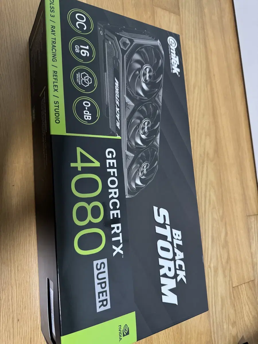 이엠텍 rtx4080 super 블랙스톰