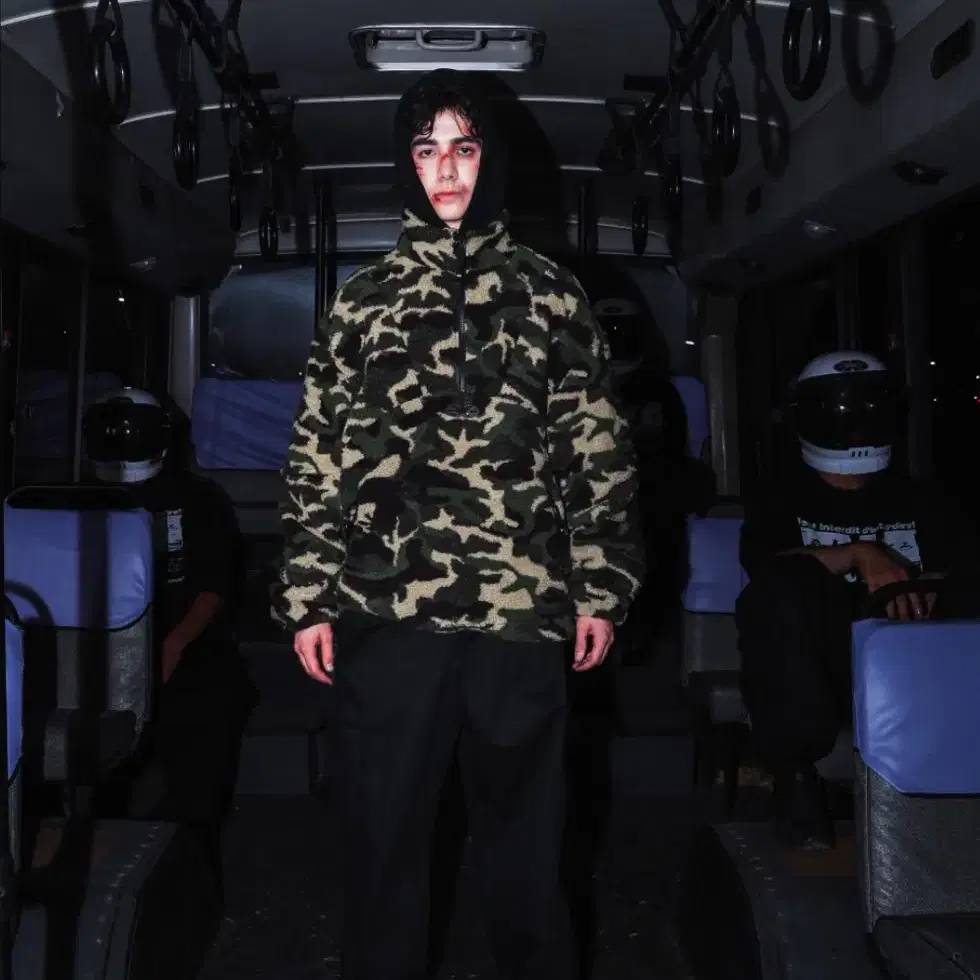 [ERTR] Embroidery Anorak Fleece (Camo)