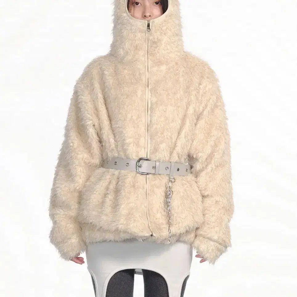 세릭 SHEARING BALACLAVA ZIP UP 베이지 구해요