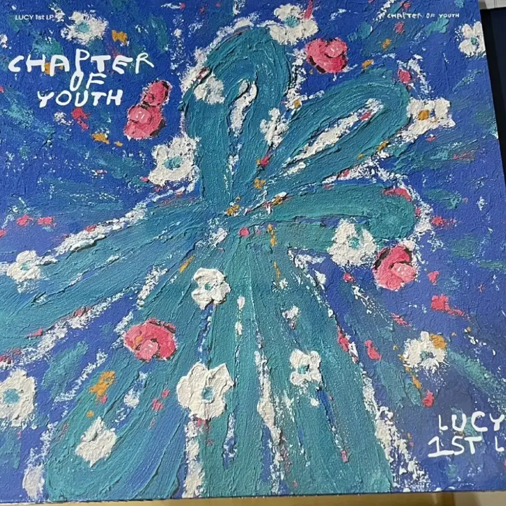 루시 1st LP Chapter of Youth 미개봉