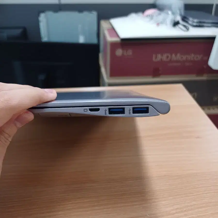 i5 삼성 슬림 사무용 노트북! 8GB RAM / SSD / 정품 윈도우