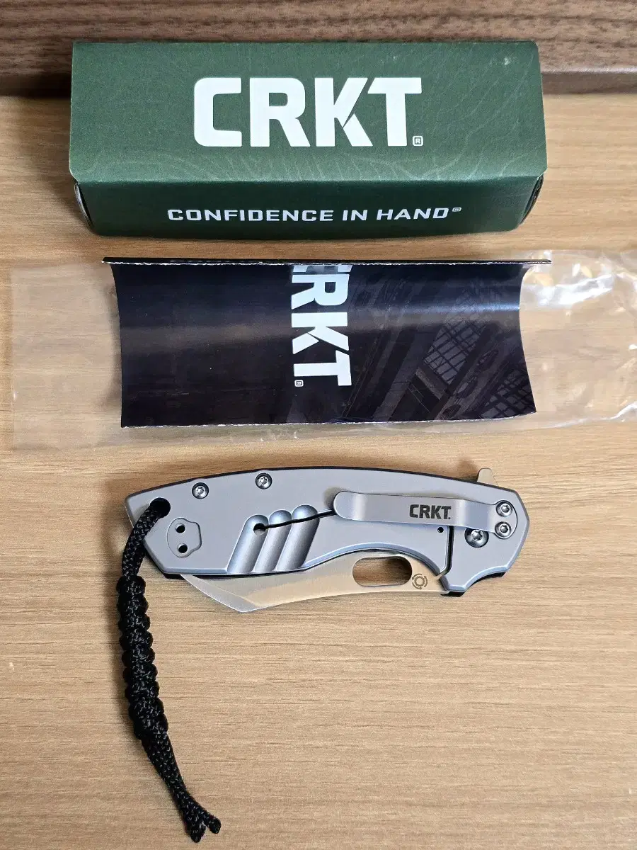 CRKT 필라르 라지 G10 폴딩 나이프 CR5315G 판매합니다