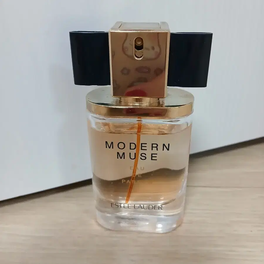 에스티로더 모던 뮤즈 향수 30ml