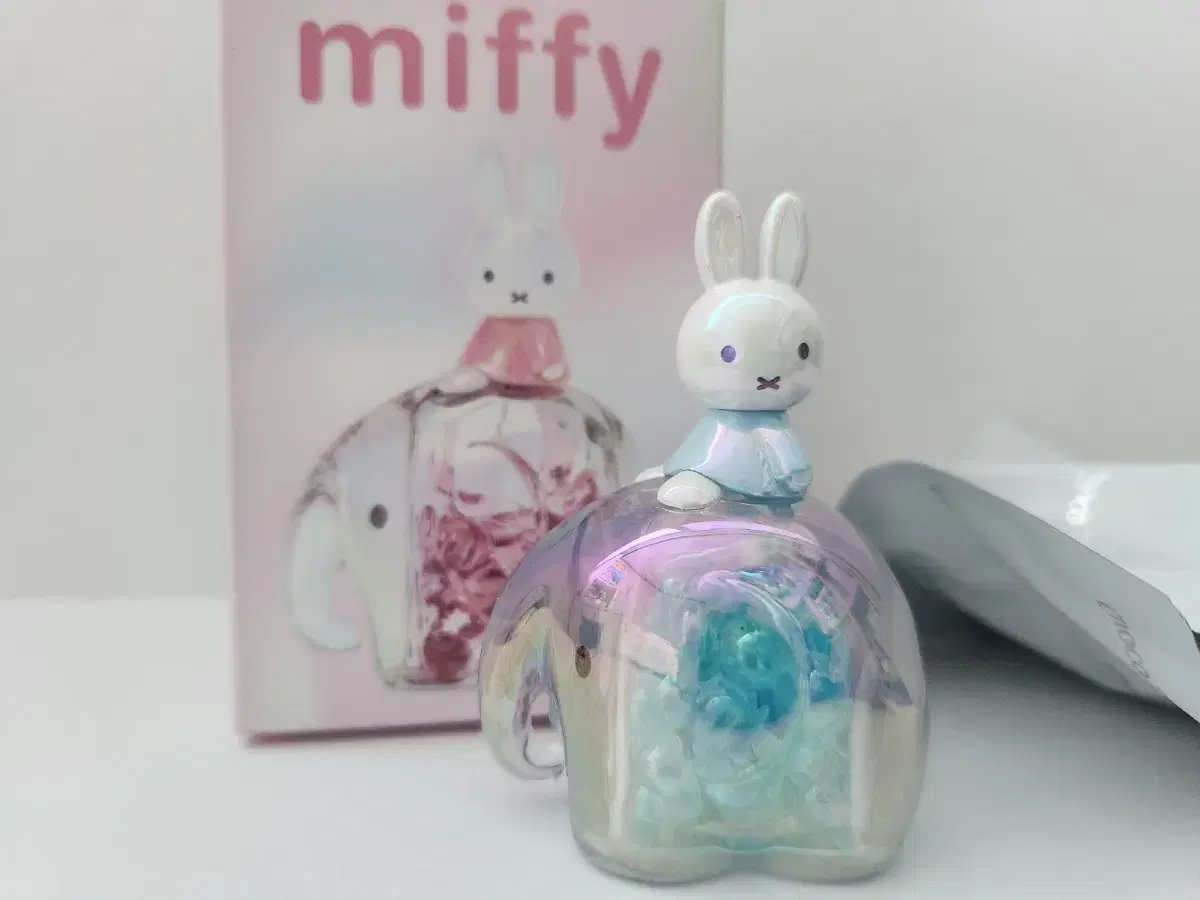 미피(Miffy) 피규어