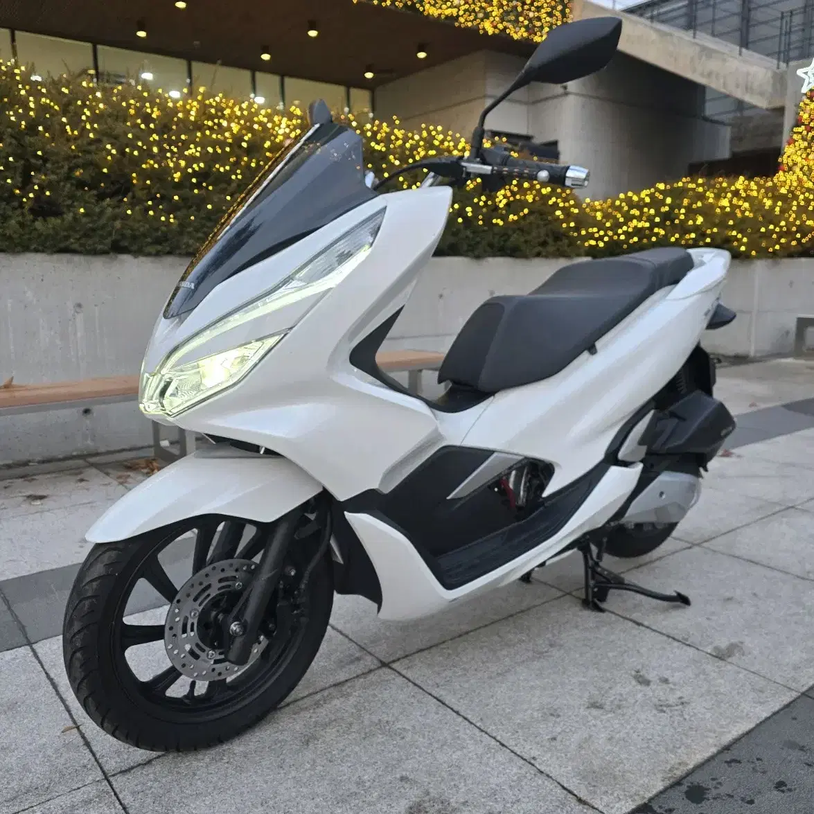 점검완료 2020년식 혼다 PCX125 흰색 판매합니다