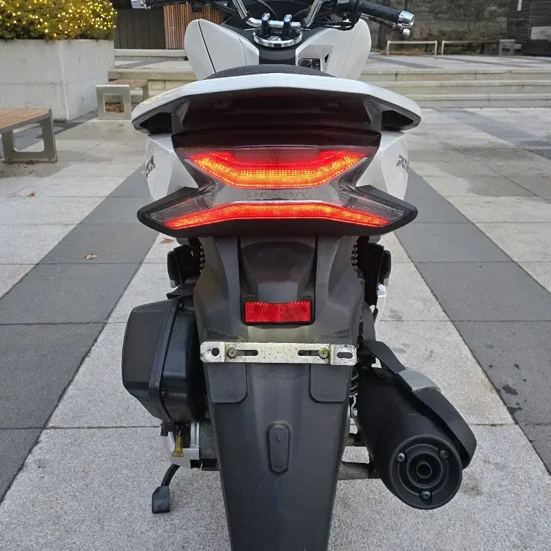 점검완료 2020년식 혼다 PCX125 흰색 판매합니다