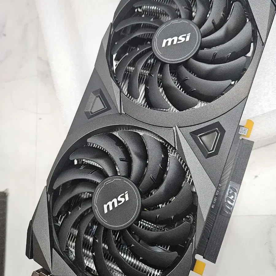 지포스 Rtx3060 6개월사용