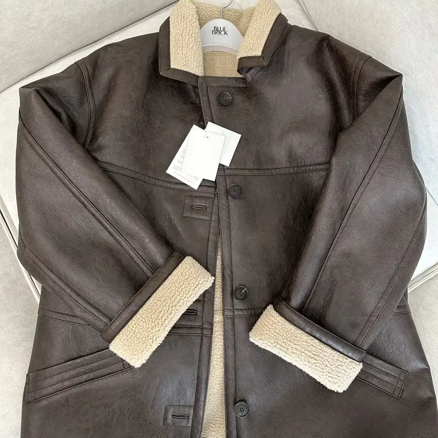 블루브릭 Vintage shearling coat (brown)