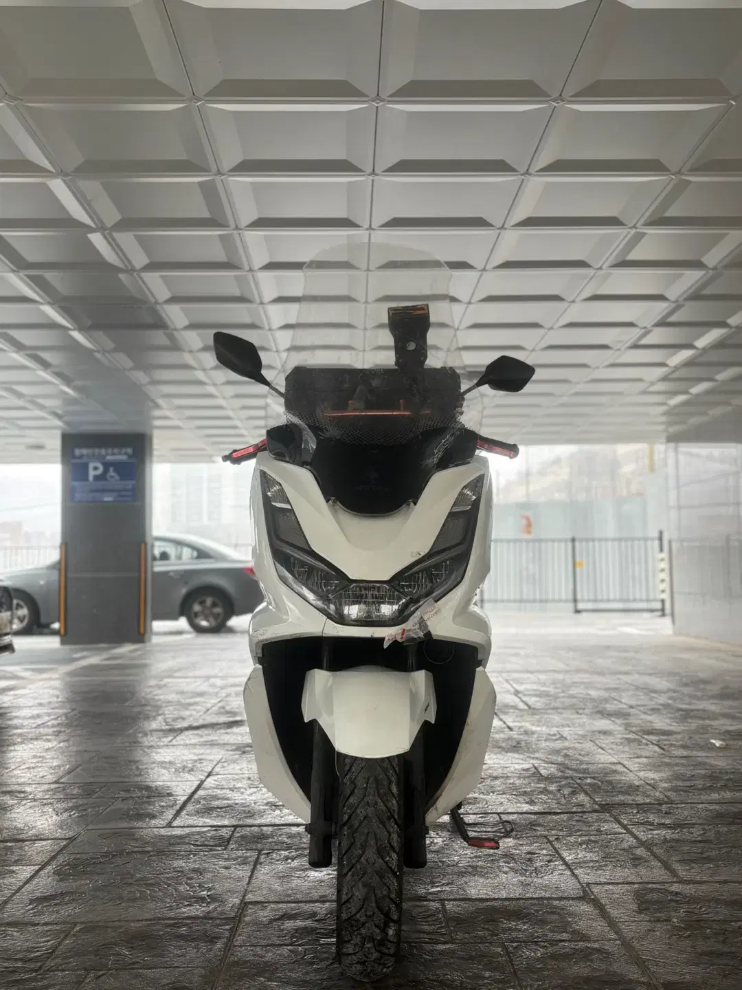 PCX125 22년식 (ABS 배달셋완) 판매합니다~