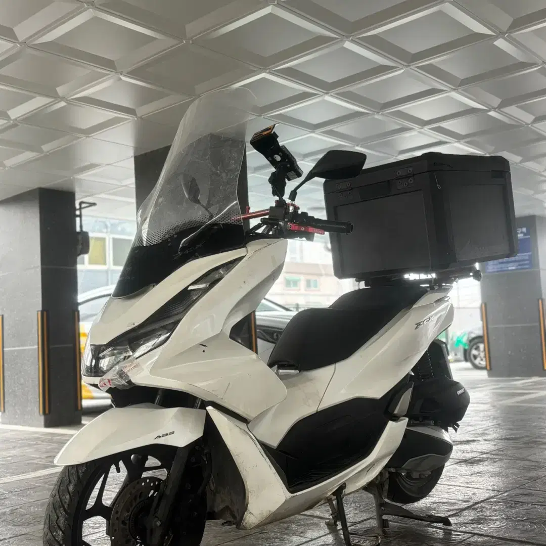 PCX125 22년식 (ABS 배달셋완) 판매합니다~