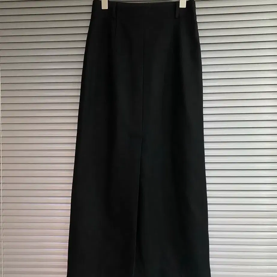 새상품 Eaah wool skirt