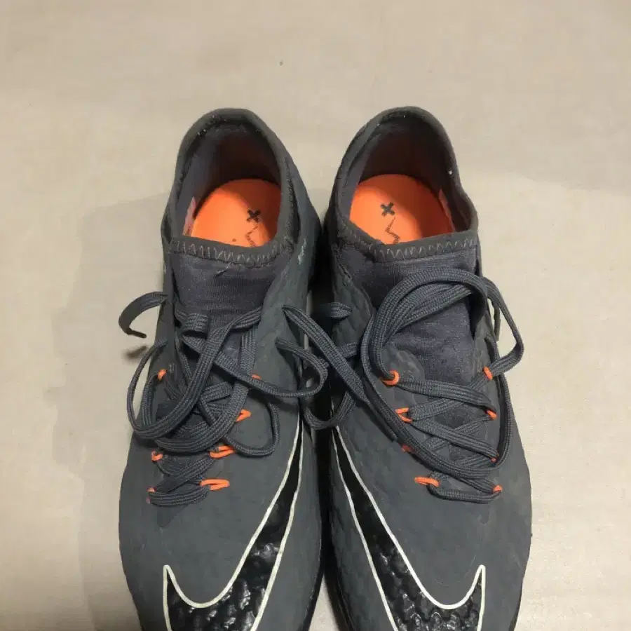 나이키 풋살화 255 (250 추천) / Hypervenom X