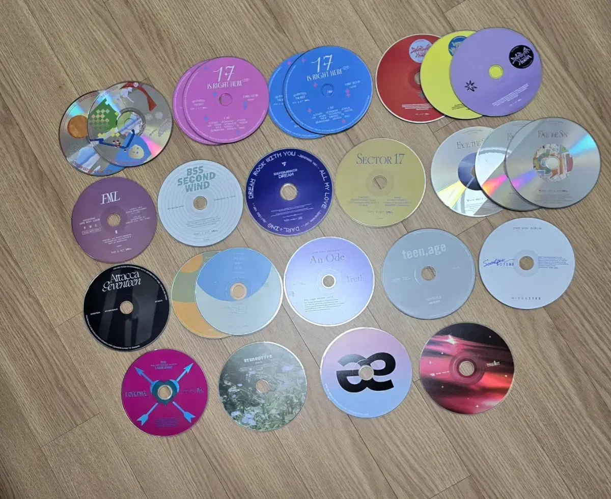 세븐틴 아이브 스테이씨 에스파 케플러 트와이스 CD cd 판매