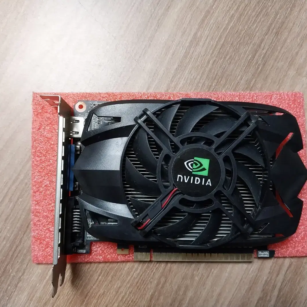 GTX 750TI 1G 팝니다.(배송비 포함)