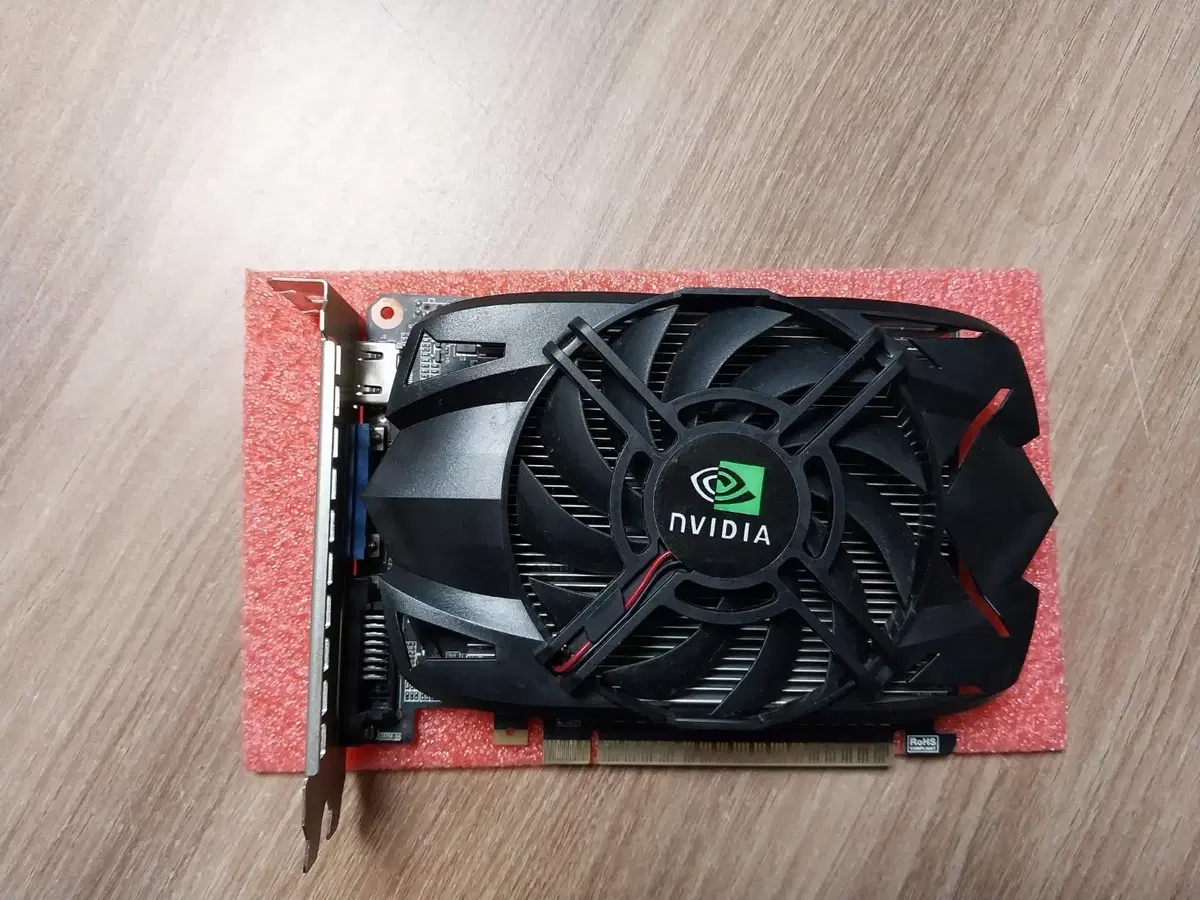 GTX 750TI 1G 팝니다.(배송비 포함)