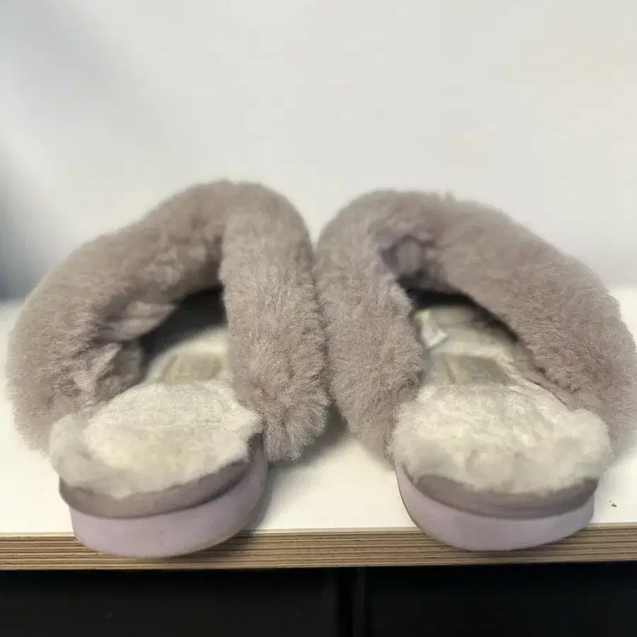 어그 UGG 스커페트 털 슬리퍼 물