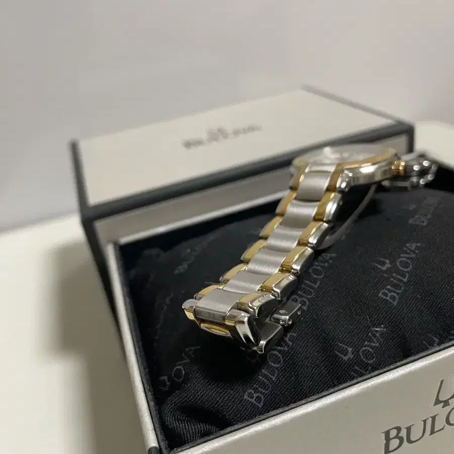 [풀박]bulova 부로바 정품 클래식 드레스 콤보 시계 여성용 워치