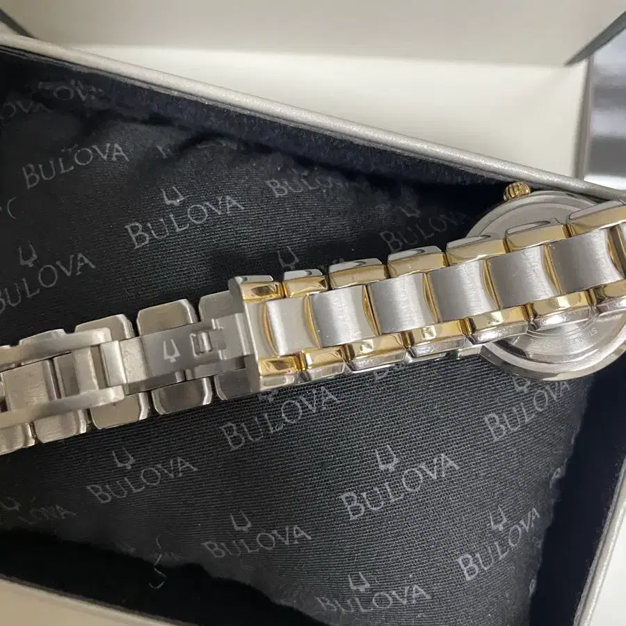 [풀박]bulova 부로바 정품 클래식 드레스 콤보 시계 여성용 워치