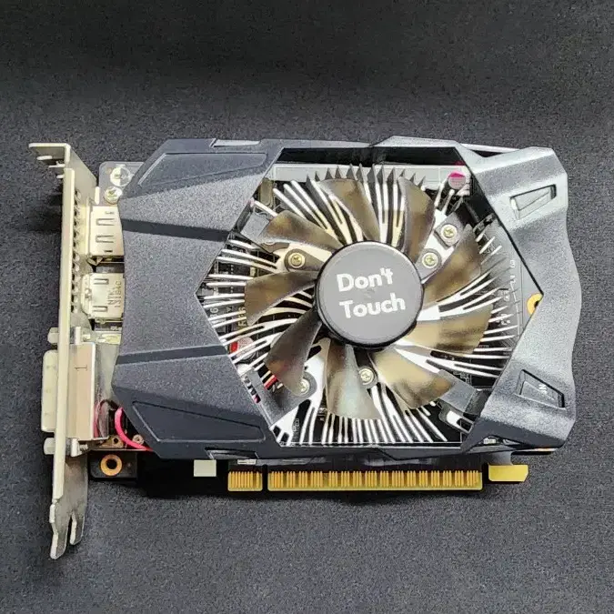 그래픽카드  gtx 650ti  1g