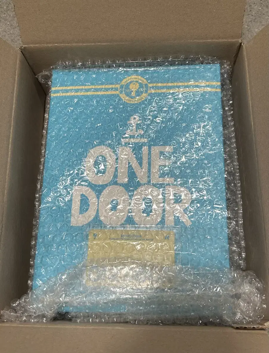 [Unsealed] One Door Kit One Door Membership Kit Boy Next Door