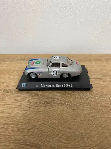 벤츠 300SL 미니카 1/43 스케일