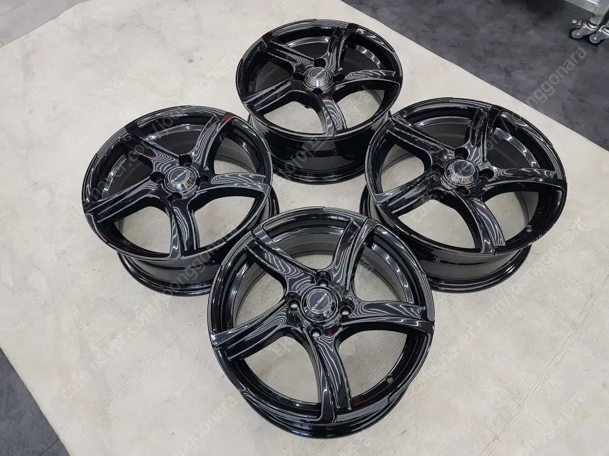 Used 15-inch custom wheels Pro Racing Noble's Glossy Black for light vehicles Sell