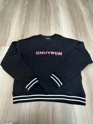ENHYPEN 맨투맨 트레이닝복 M 사이즈 M사이즈