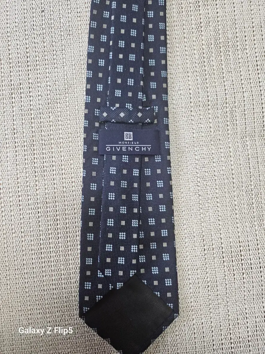 Givenchy tie