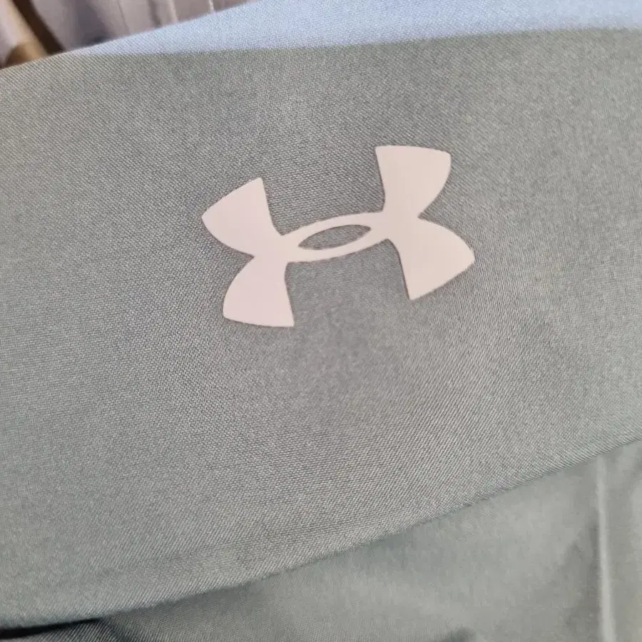 UNDER ARMOUR 언더아머 여성 바람막이 점퍼