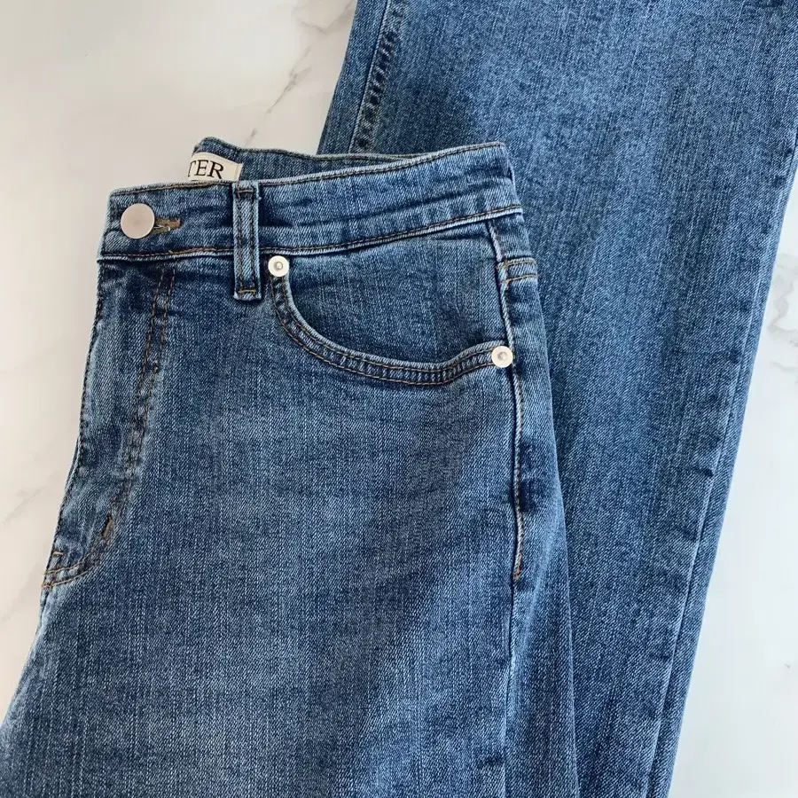 Letter 레터 Roy bootcut denim (blue) 데님