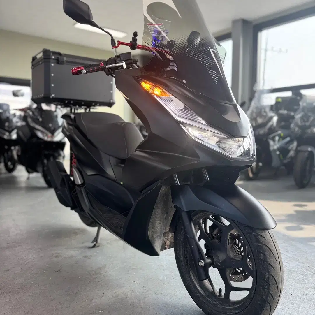 혼다 pcx125 abs 2만Km 판매중입니다.