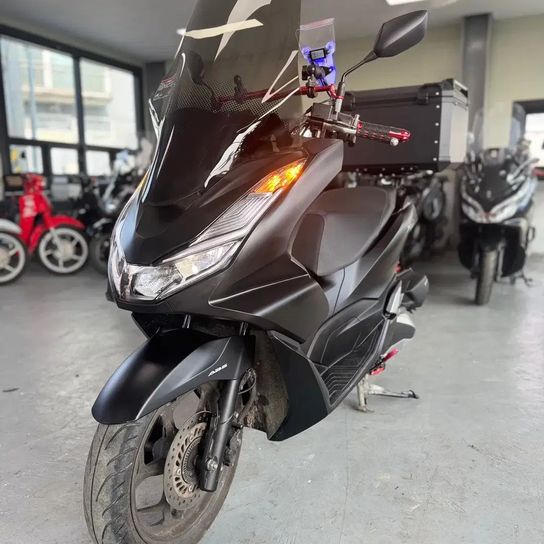 혼다 pcx125 abs 2만Km 판매중입니다.