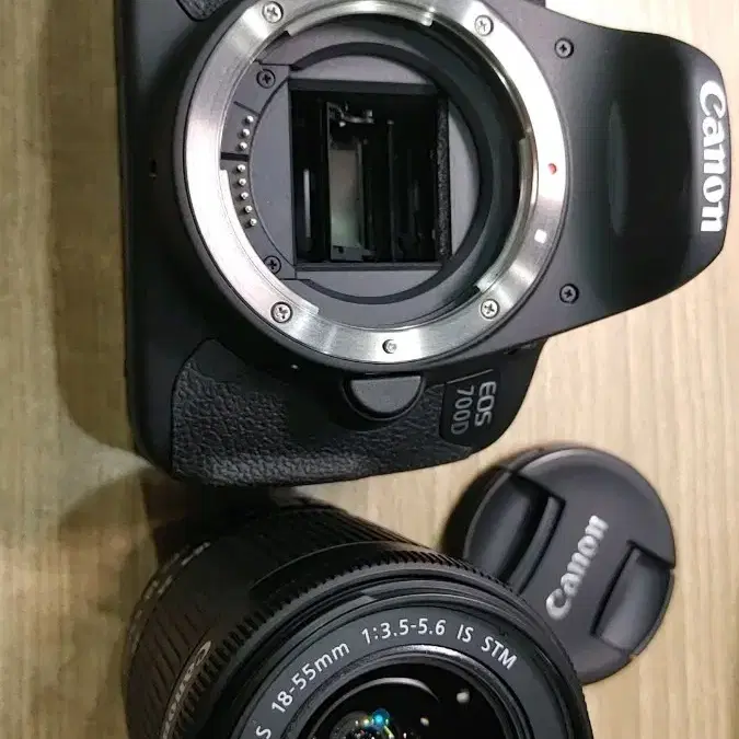 캐논 700d 18-55mm 렌즈