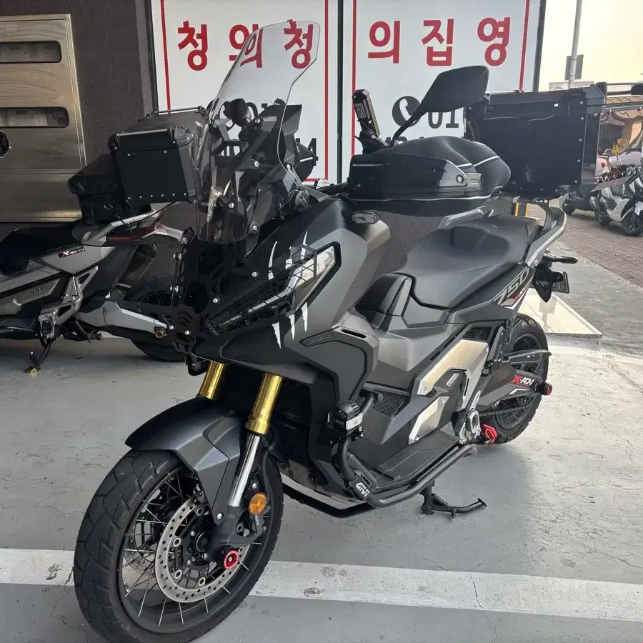 X-ADV750 엑드방 750