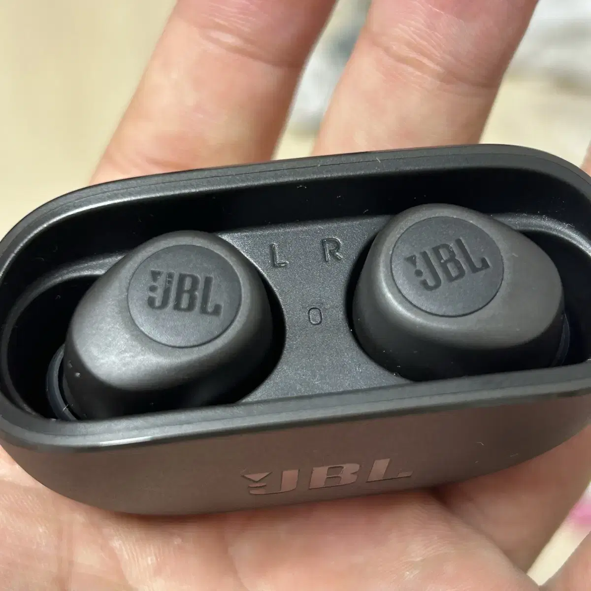 JBL WAVE 100TWS 무선이어폰 판매합니다