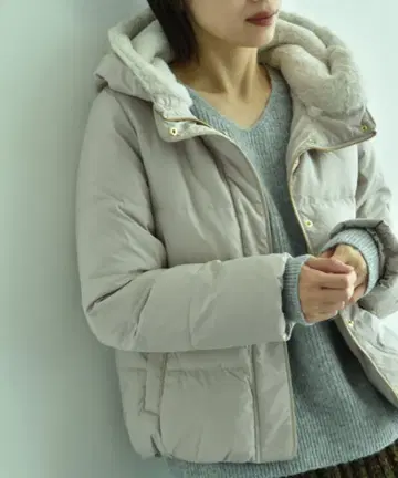 새상품 이번 시즌 알테마벨 WORLD 파이핑 보어 후드 다운재킷