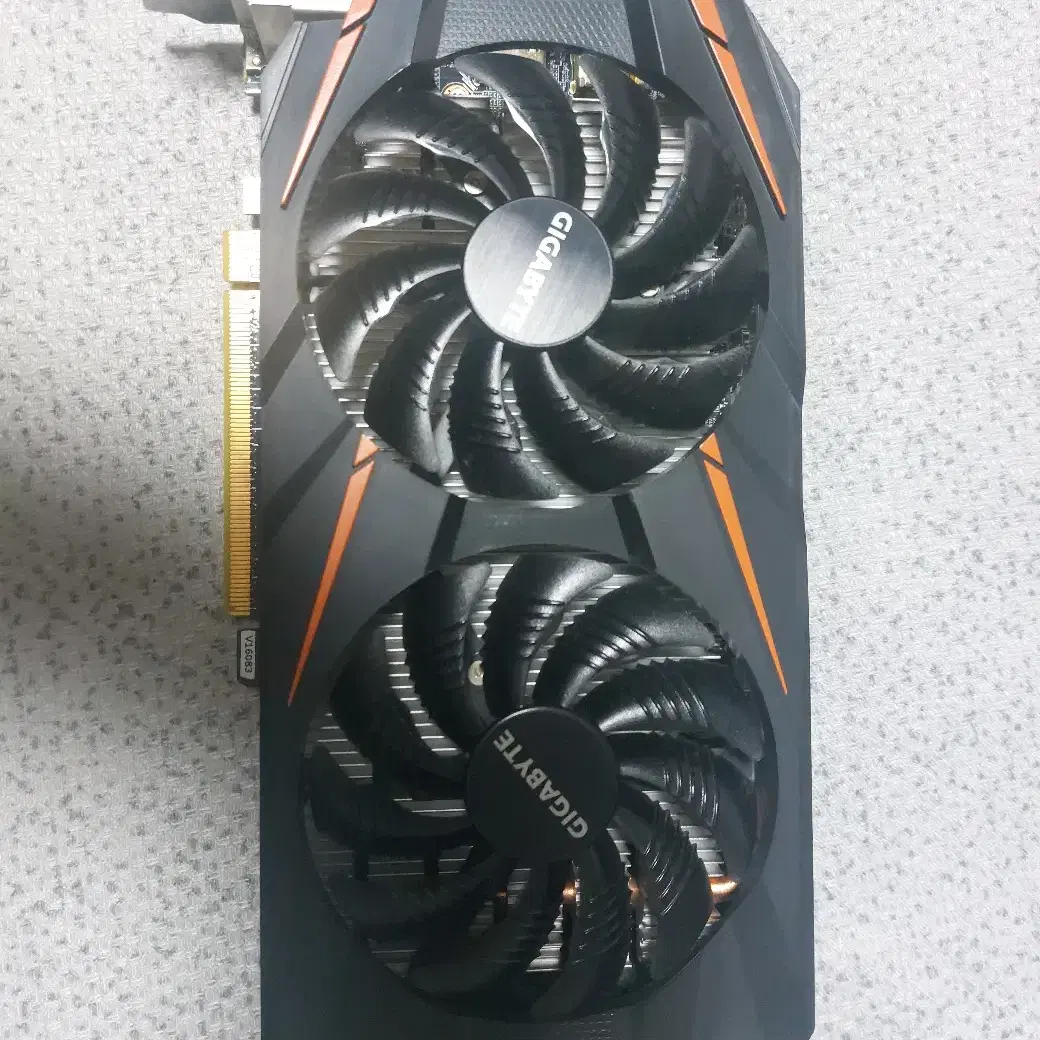 기가바이트 gtx1060 3g 그래픽카드 팝니다.