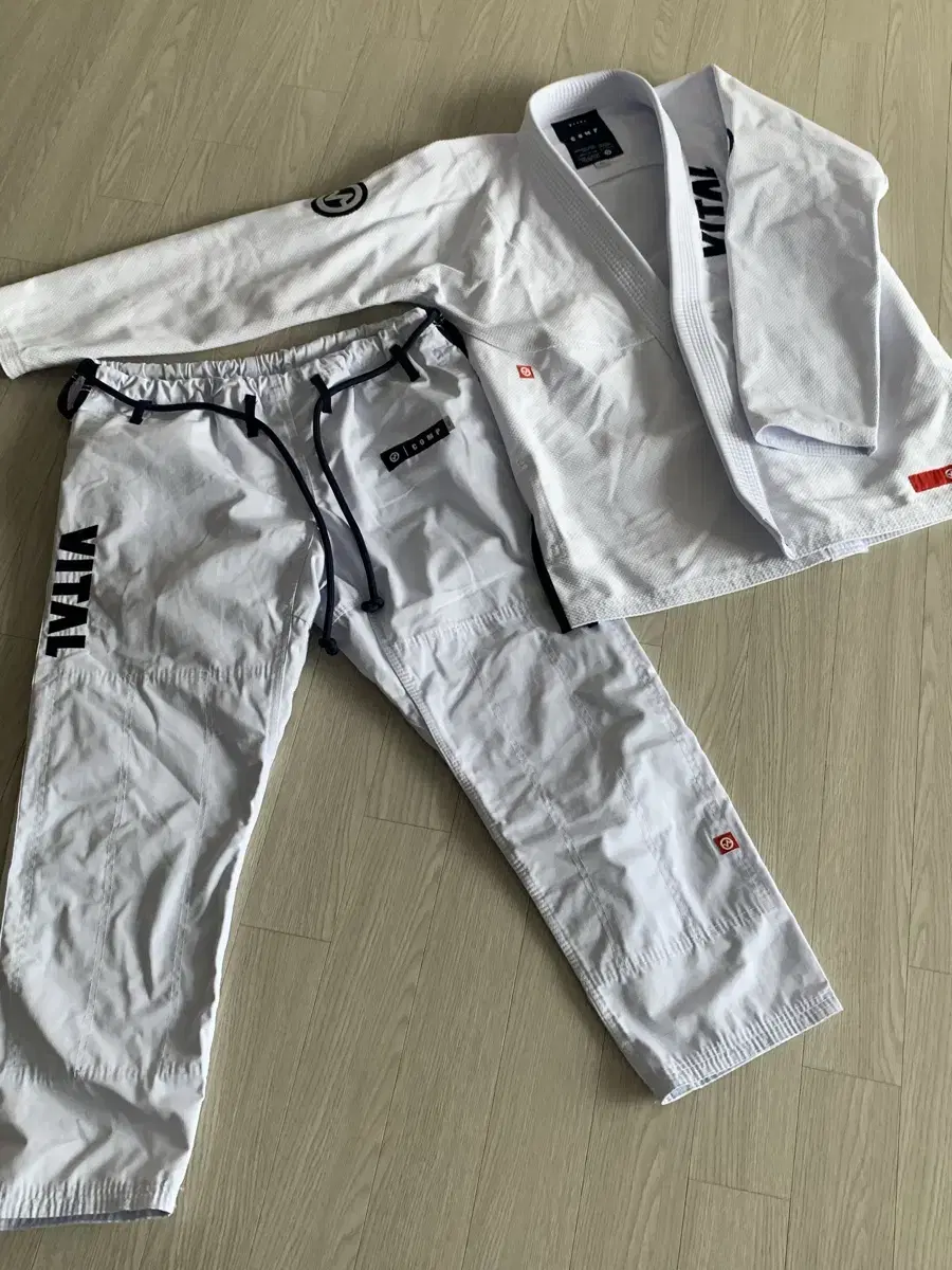 (A2L) Jiu-Jitsu Dogi Vital Comp White Renewal One-time Wear