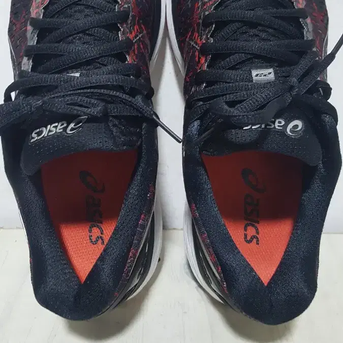 택포 270~275 A급 정품 ASICS GEL KAYANO 경량 쿠션화