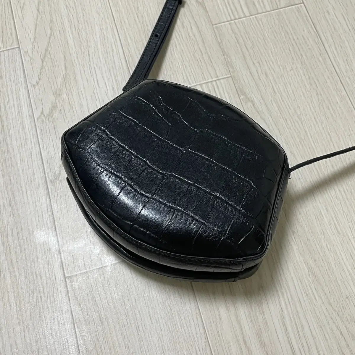 아카이브앱크 mini shell bag black