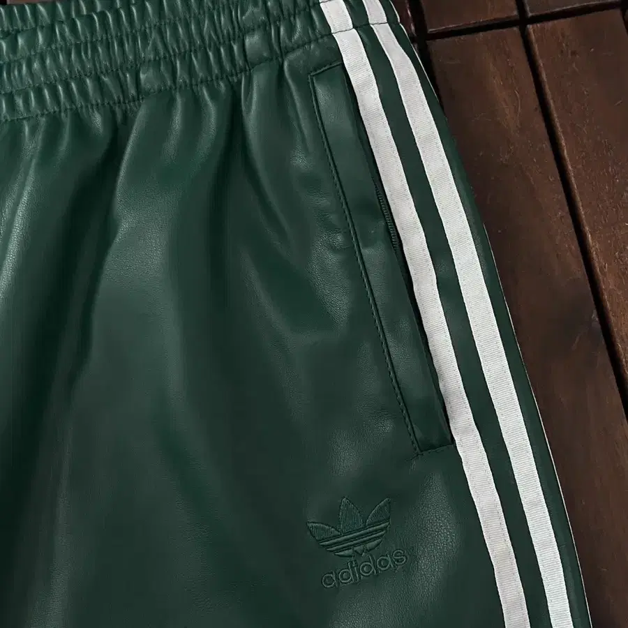 Adidas 아디다스 레더 트랙 팬츠